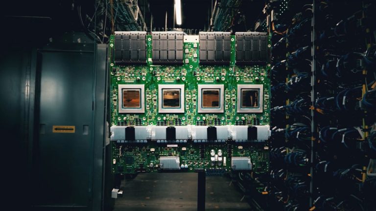 TPU — специализированные процессоры Google для задач машинного обучения